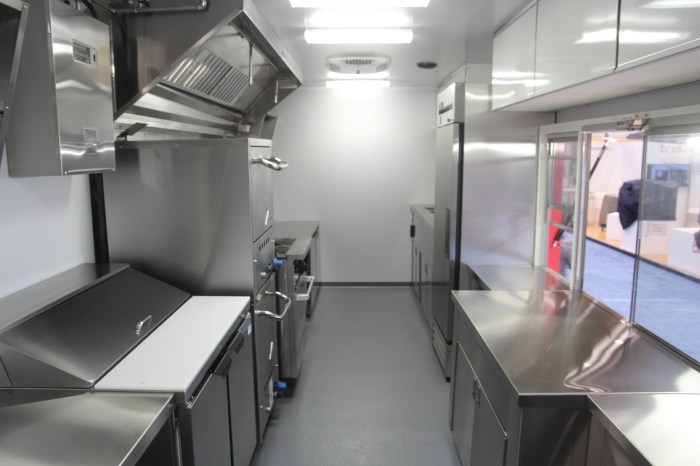 Desain interior food truck